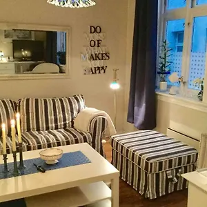 https://line-i-smauet.hotelsinbergen.net